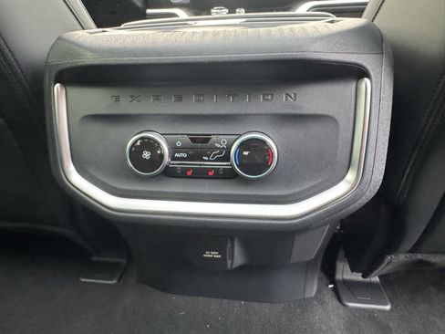 New 2025 Ford Expedition Max Platinum w/ Stealth Performance Package image 22