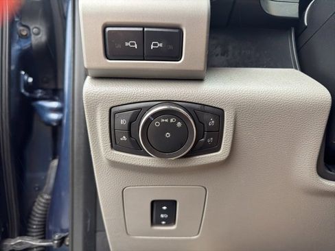 Used 2016 Ford F150 Lariat w/ Equipment Group 502A Luxury image 25