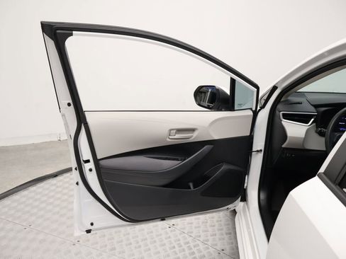 Certified 2023 Toyota Corolla LE FWD image 16