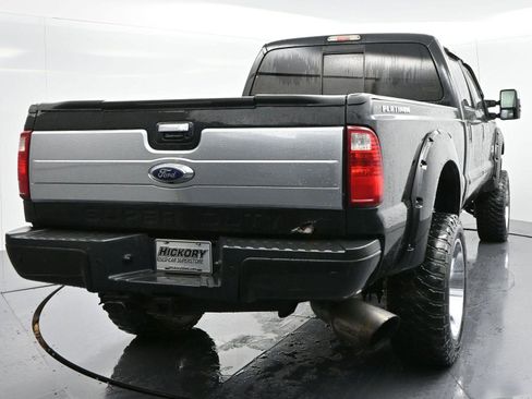 Used 2015 Ford F350 Platinum w/ Platinum Package image 3