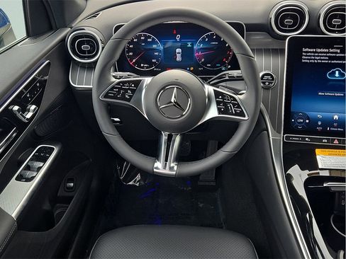 New 2026 Mercedes-Benz GLC 300 image 13