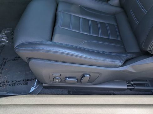 Used 2025 BMW M2 w/ Lighting Package RWD image 18