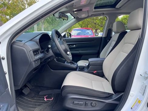 Used 2023 Honda CR-V EX image 6