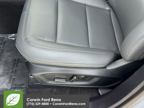 New 2025 Ford Explorer Active w/ Active Comfort Package image 21