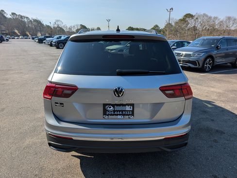 Used 2024 Volkswagen Tiguan S image 8