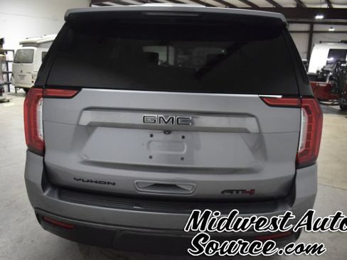 Used 2021 GMC Yukon AT4 w/ AT4 Premium Package AWD/4WD image 4