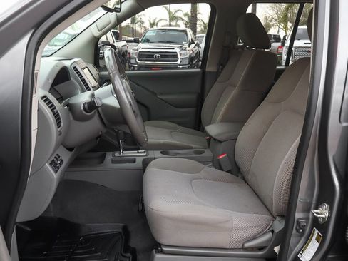 Used 2019 Nissan Frontier SV w/ Value Truck Package image 18