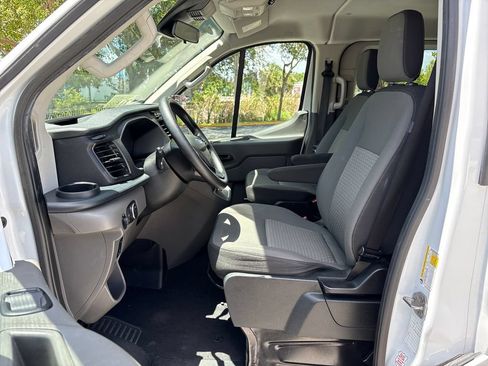 Certified 2024 Ford Transit 350 XLT RWD image 23