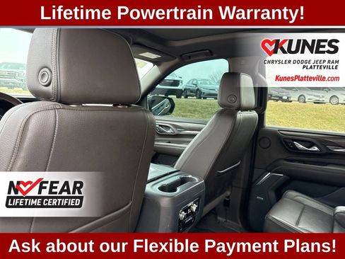 Used 2021 GMC Yukon Denali w/ Denali Premium Package AWD/4WD image 43