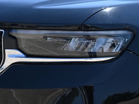 Used 2024 Jeep Grand Cherokee Laredo X RWD image 25