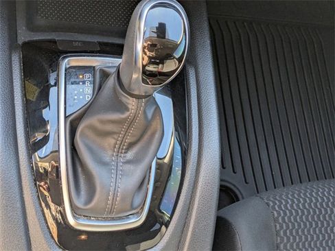 Used 2021 Nissan Rogue Sport S image 21