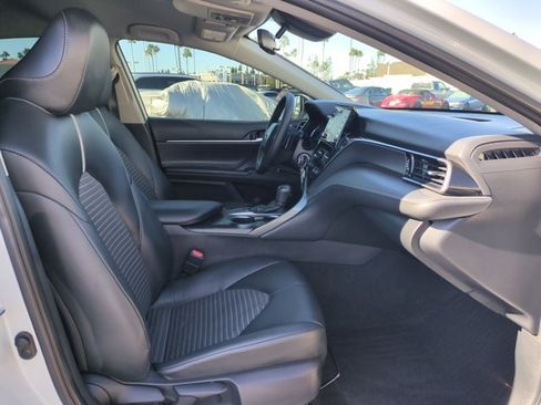 Used 2023 Toyota Camry SE FWD image 19