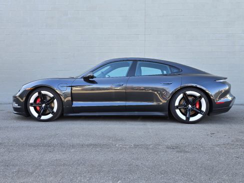 New 2025 Porsche Taycan 4S image 2