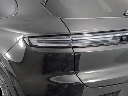 New 2026 Porsche Cayenne GTS AWD/4WD image 16