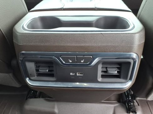 Used 2022 GMC Sierra 1500 Denali RWD image 17