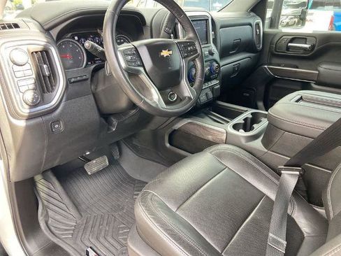 Used 2020 Chevrolet Silverado 3500 LTZ w/ LTZ Premium Package image 6