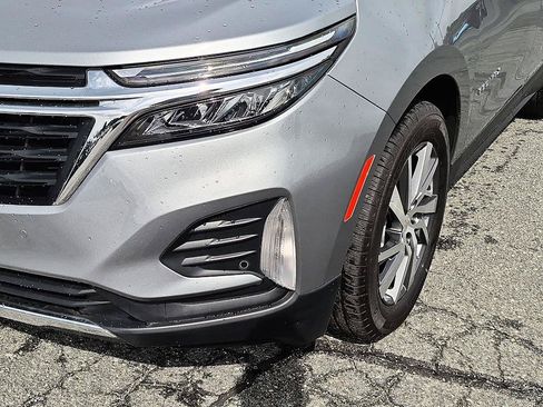 Used 2024 Chevrolet Equinox LT w/ LPO, Floor Liner Package FWD image 9
