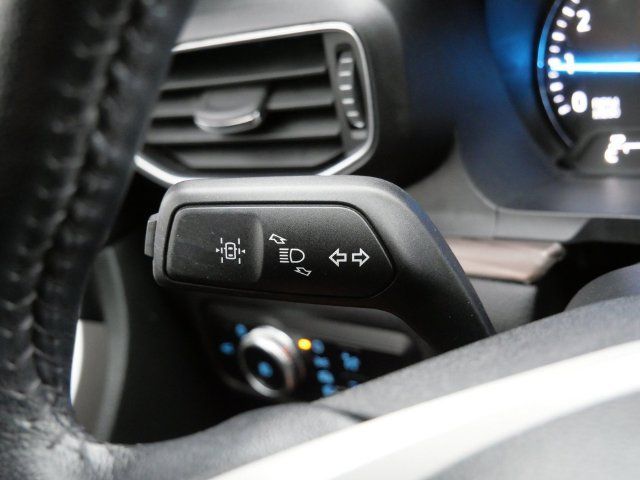 Used 2023 Ford Explorer Limited AWD/4WD image 21