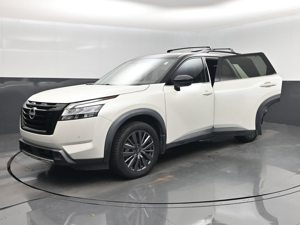 Used 2023 Nissan Pathfinder SL w/ SL Premium Package FWD image 22