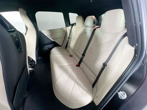Certified 2023 BMW iX xDrive50 w/ Sport Package AWD/4WD image 25