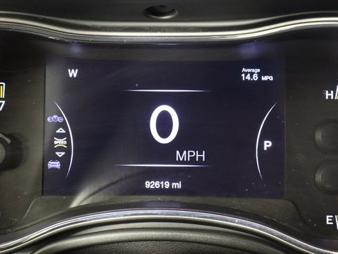 Used 2022 Jeep Grand Cherokee Laredo E RWD image 39