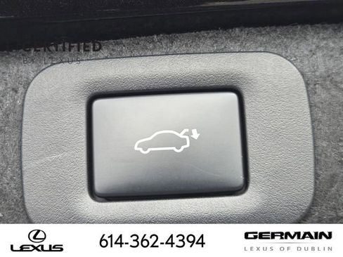 Certified 2024 Lexus ES 350 w/ Premium Package image 19