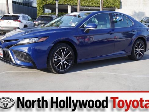 Certified 2024 Toyota Camry SE image 4