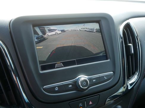 Used 2022 Chevrolet Equinox RS AWD/4WD image 28