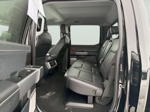 Used 2023 Ford F350 Lariat w/ Chrome Package image 16