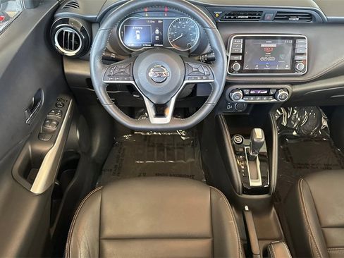 Used 2020 Nissan Kicks SR w/ SR Premium Package image 11