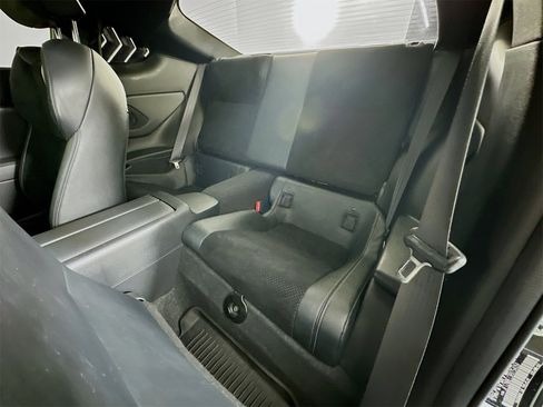 Used 2024 Toyota GR86 Premium image 23