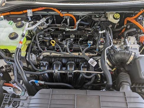 New 2025 Ford Escape SE w/ PHEV Premium Package FWD image 16