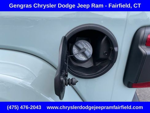 Used 2024 Jeep Wrangler Unlimited Sahara w/ Dual Top Group AWD/4WD image 37