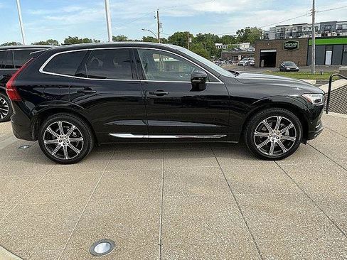 Used 2019 Volvo XC60 T6 Inscription w/ Protection Package Premier AWD/4WD image 7