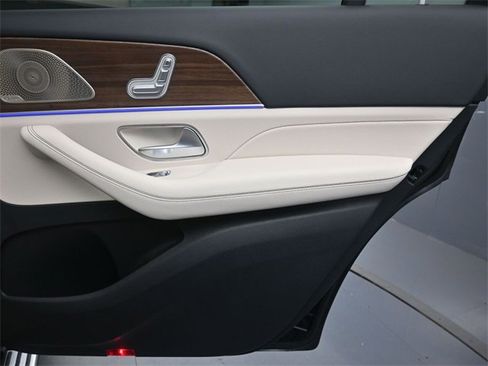 New 2026 Mercedes-Benz GLS 450 4MATIC image 29