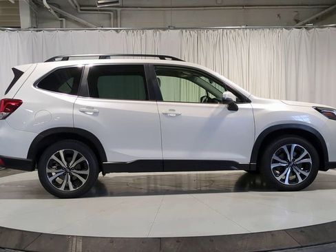 Used 2022 Subaru Forester Limited image 11