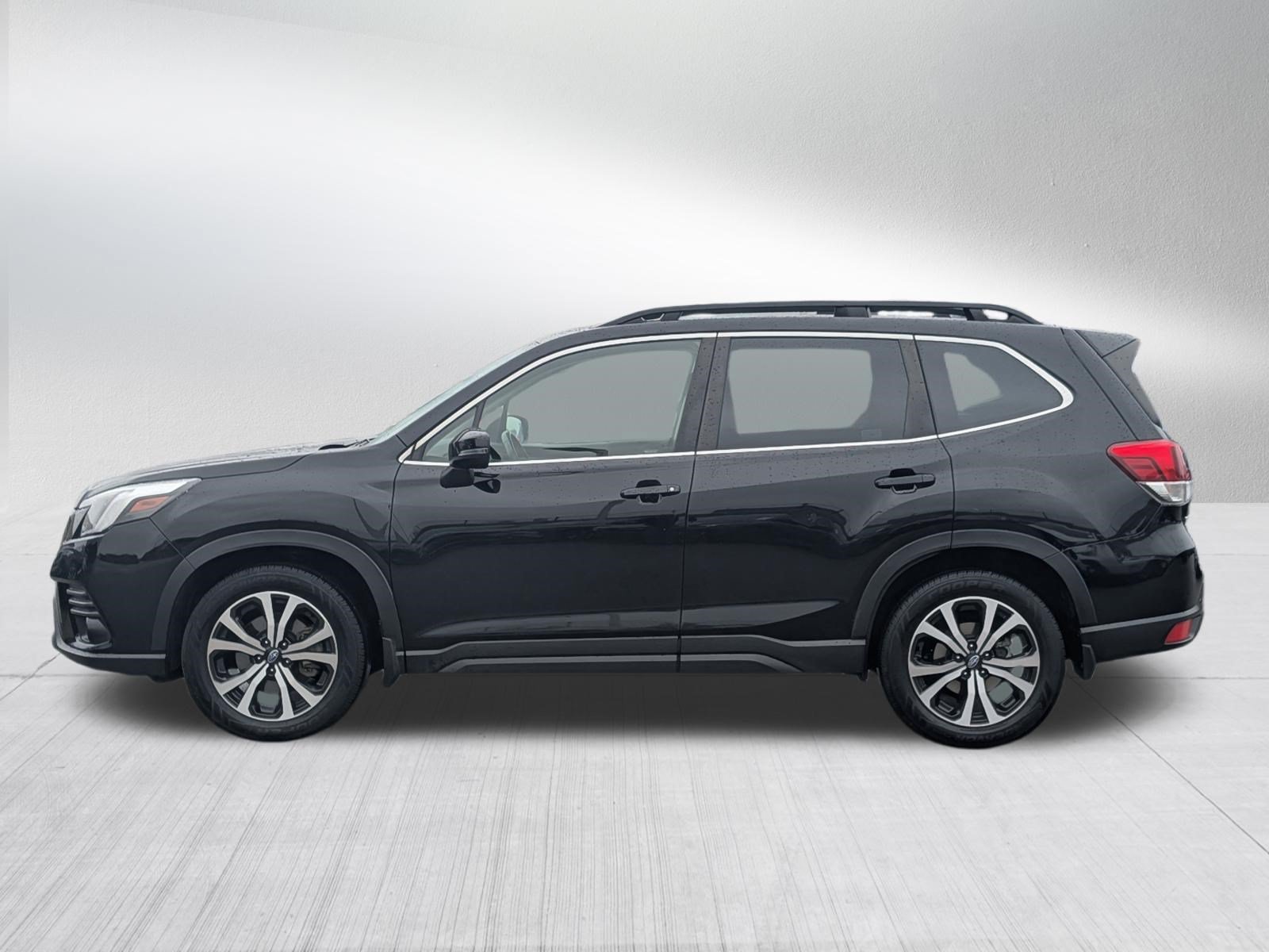 Used 2023 Subaru Forester Limited AWD/4WD image 4