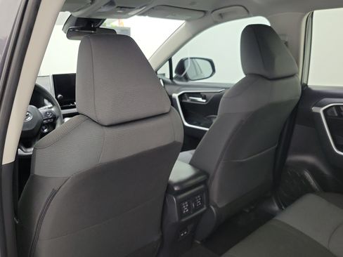 Certified 2025 Toyota RAV4 XLE FWD image 15