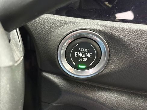 Used 2020 Buick Encore GX Essence FWD image 23
