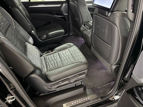 New 2026 Cadillac Escalade ESV V w/ LPO, ONYX Package image 56