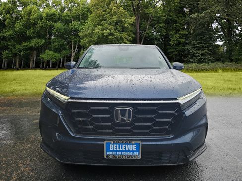 Certified 2025 Honda CR-V LX image 2