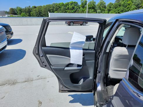 Used 2016 Honda CR-V Touring image 22