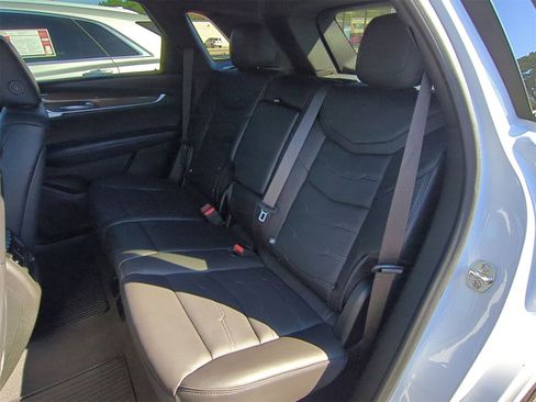 Certified 2024 Cadillac XT5 Premium Luxury w/ Platinum Package image 24