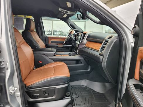 Used 2022 RAM 3500 Limited image 10