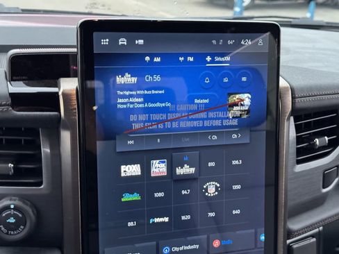 Used 2025 Ford F150 Lightning Lariat image 15