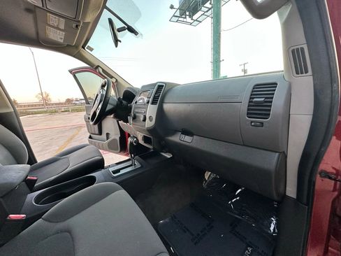 Used 2015 Nissan Xterra S w/ Value Package image 20