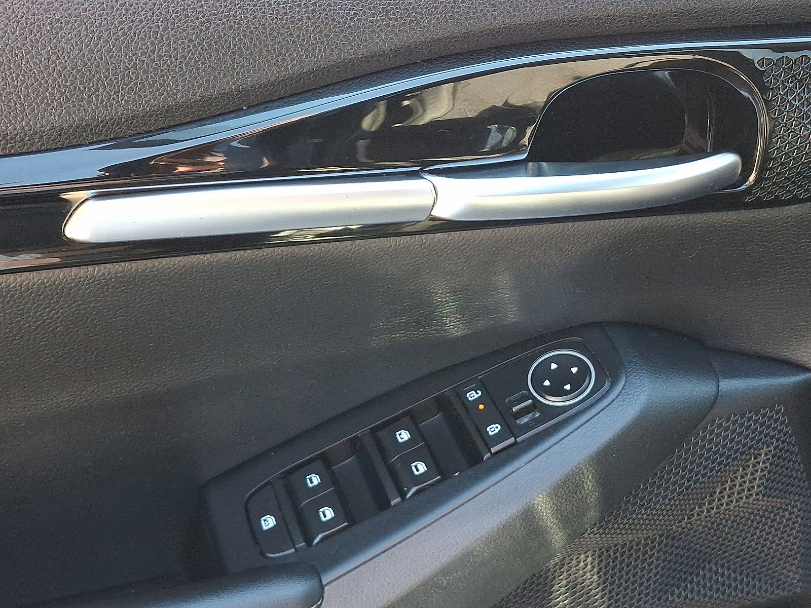 Used 2024 Kia Seltos S AWD/4WD image 12