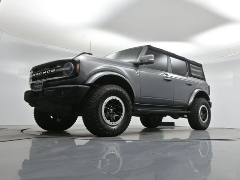 Certified 2021 Ford Bronco Outer Banks image 46