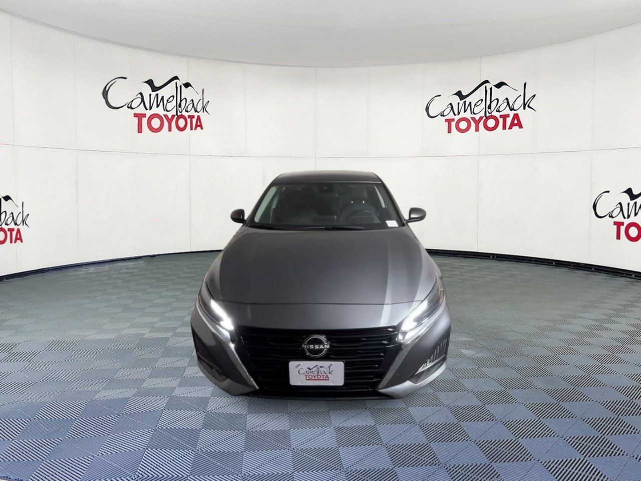 Used 2025 Nissan Altima 2.5 SV FWD image 5