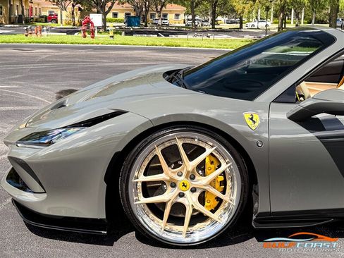 Used 2022 Ferrari F8 Tributo RWD image 41